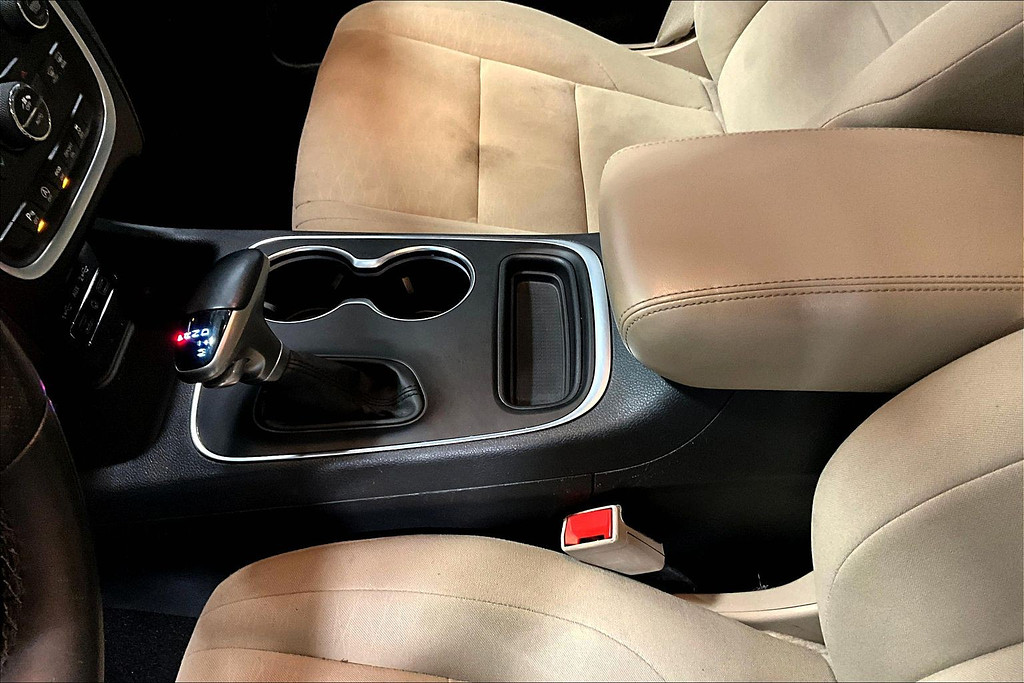 2019 Dodge DURANGO Located at Cole Auto Outlet light-box-slides