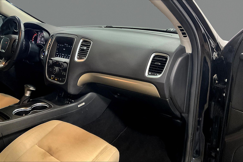 2019 Dodge DURANGO Located at Cole Auto Outlet light-box-slides