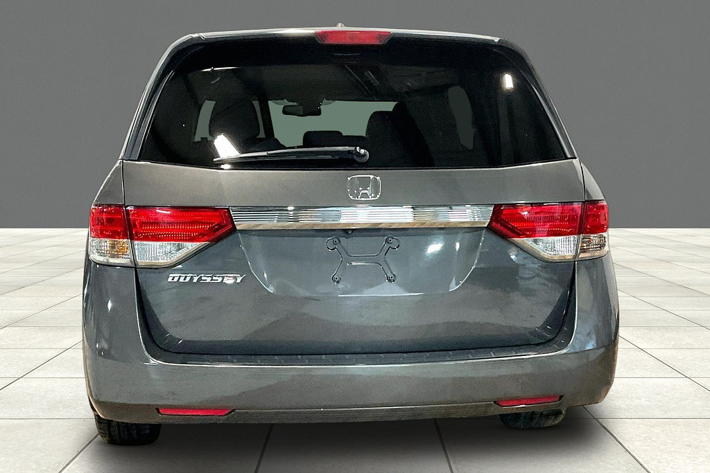 2016 Honda ODYSSEY Located at Cole Auto Outlet slide-image