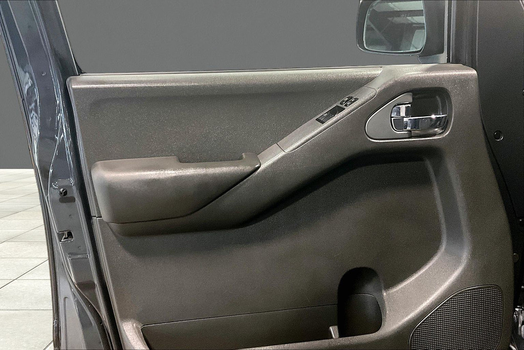 2012 Nissan FRONTIER Located at Cole Auto Outlet slide-image