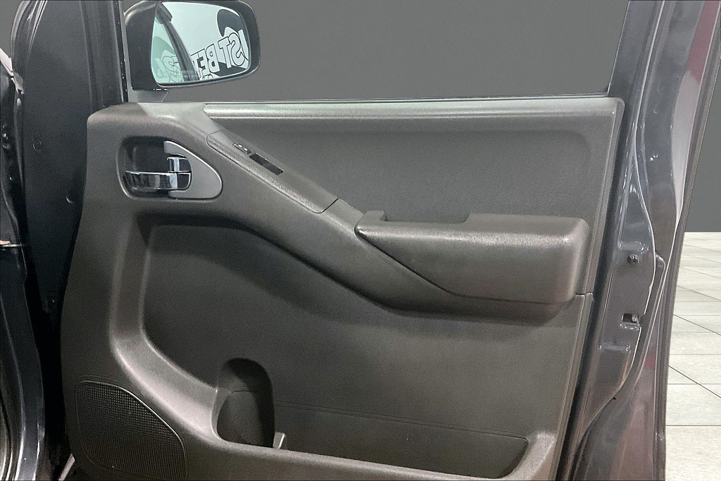 2012 Nissan FRONTIER Located at Cole Auto Outlet slide-image