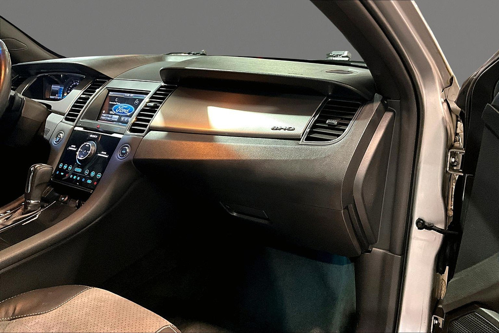 2014 Ford TAURUS Located at Cole Auto Outlet slide-image