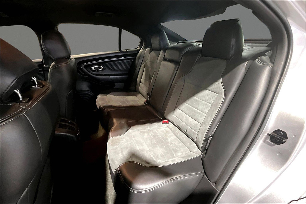 2014 Ford TAURUS Located at Cole Auto Outlet light-box-slides