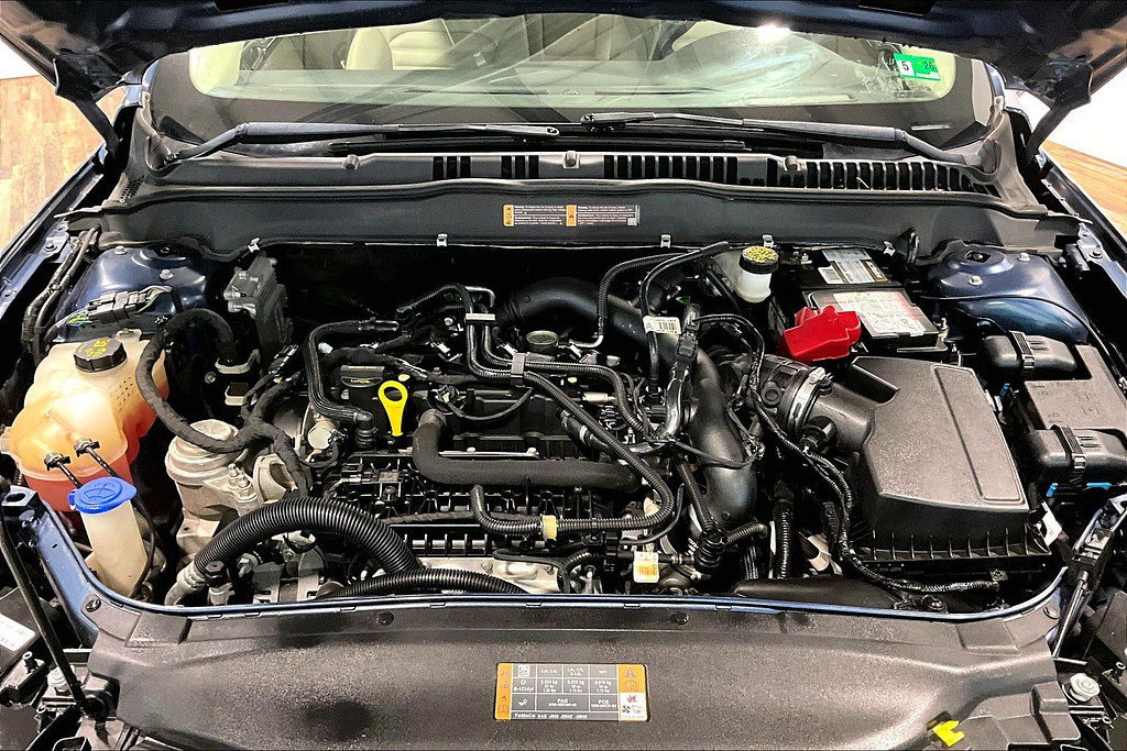 2019 Ford FUSION Located at Cole Auto Outlet slide-image