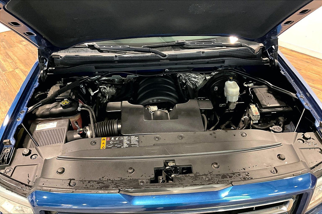 2017 GMC SIERRA Located at Cole Auto Outlet slide-image
