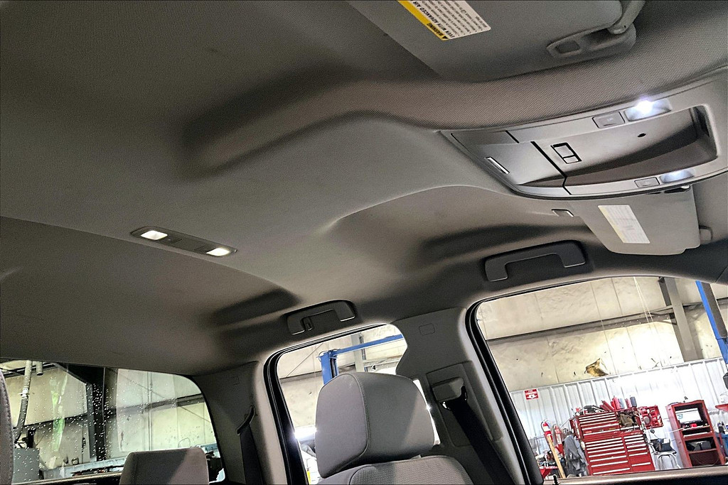 2017 GMC SIERRA Located at Cole Auto Outlet slide-image