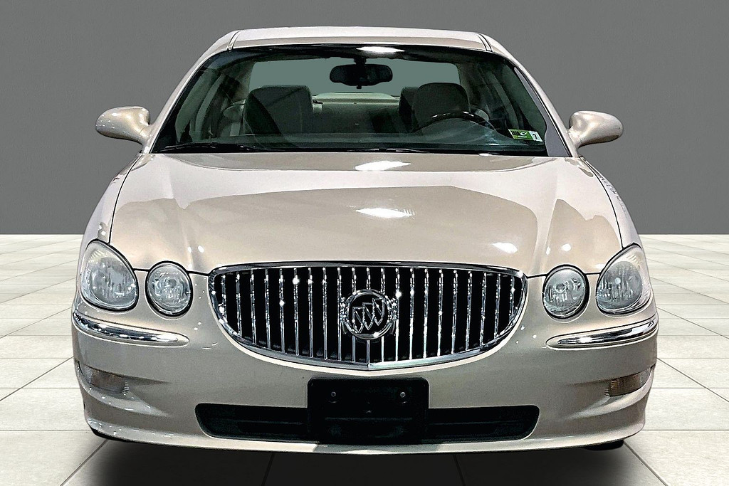 2008 Buick LACROSSE Located at Cole Auto Outlet light-box-slides