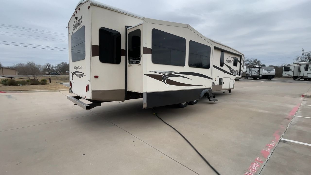 2016 FOREST RIVER CEDAR CREEK SILVERBA