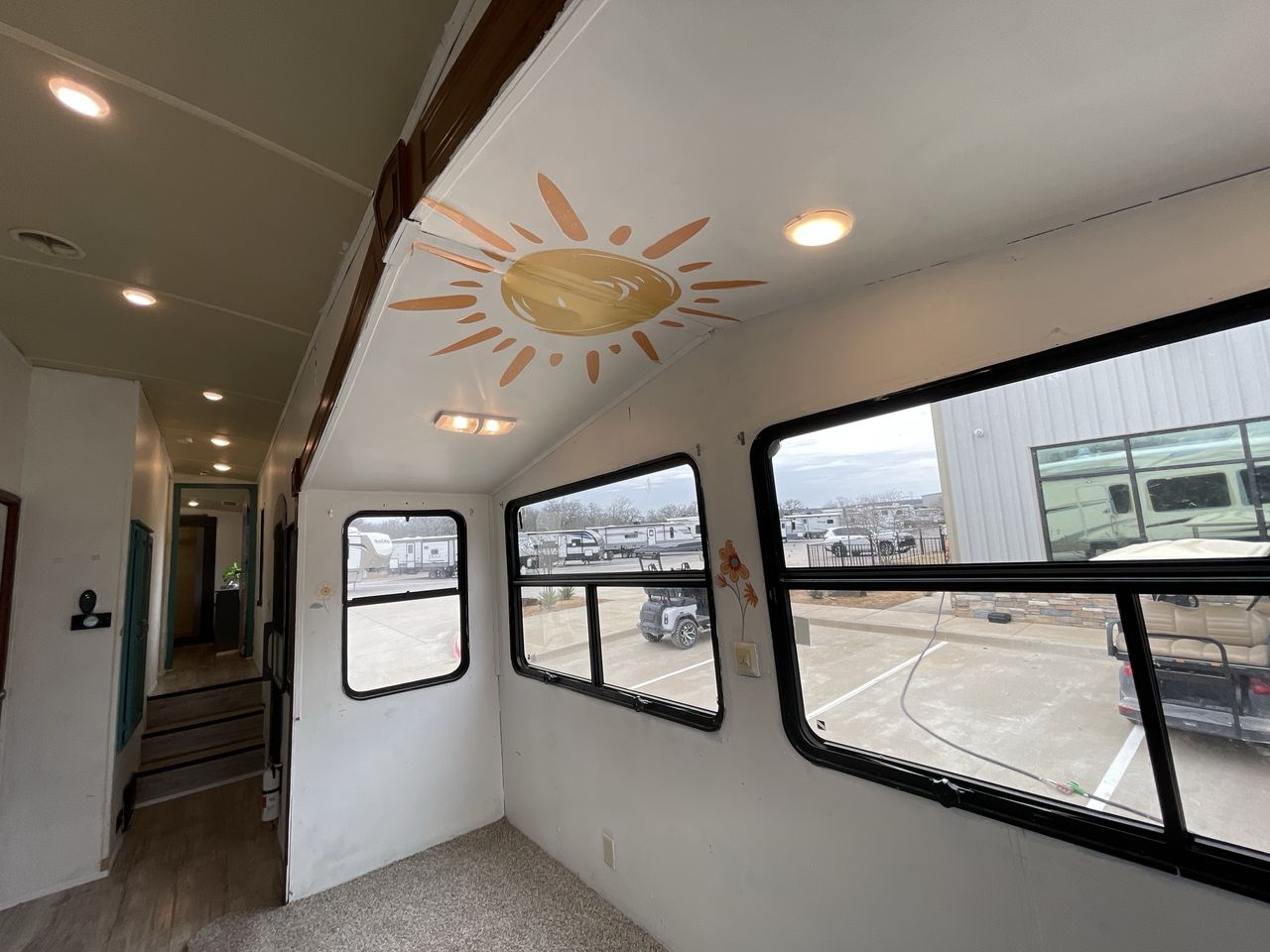 2016 FOREST RIVER CEDAR CREEK SILVERBA