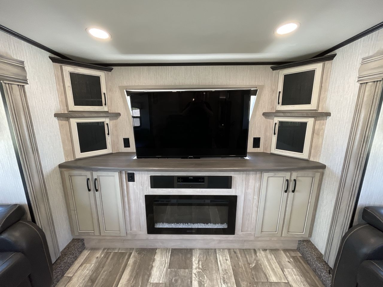 2022 FOREST RIVER SANDPIPER 391FLRB