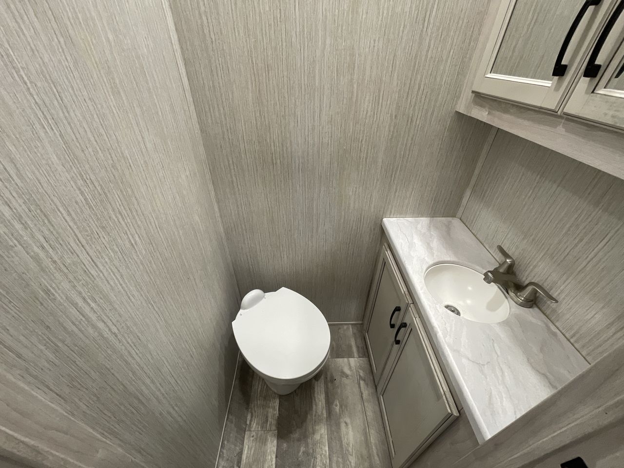 2022 FOREST RIVER SANDPIPER 391FLRB