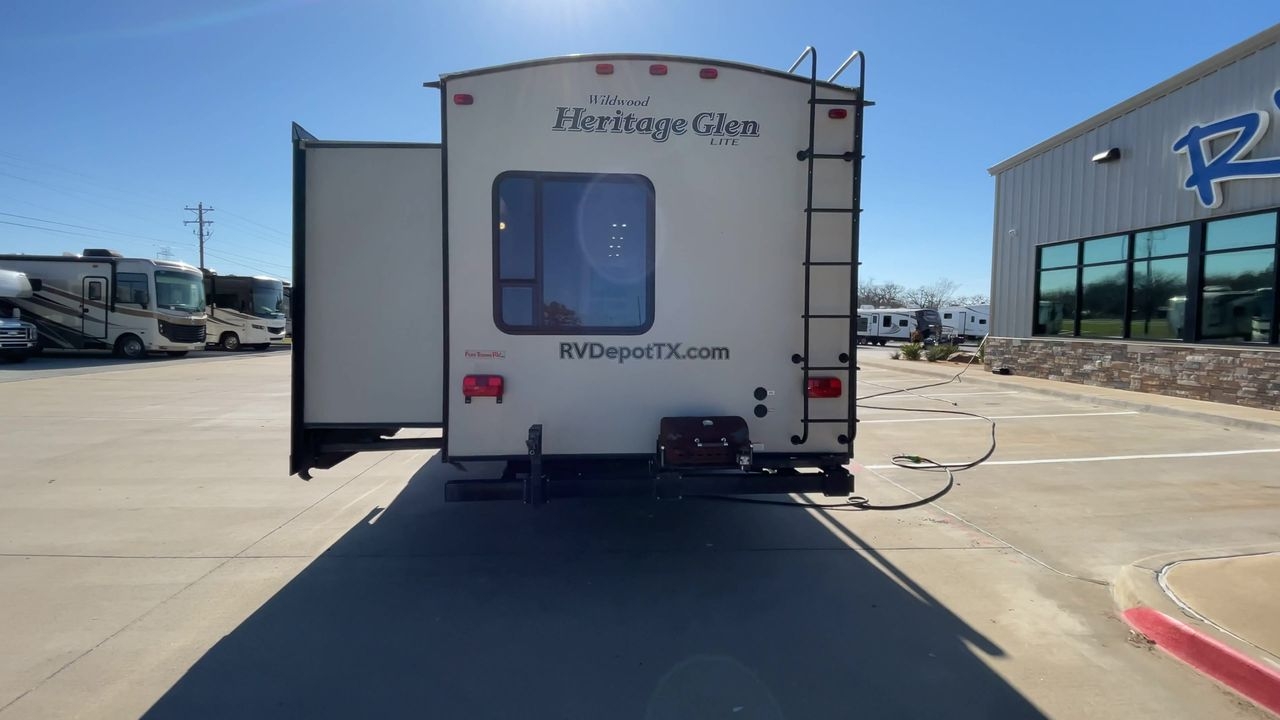 2016 FOREST RIVER HERITAGE GLEN 312QBU