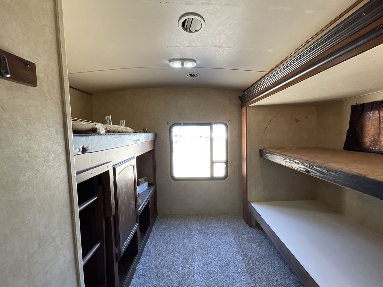 2016 FOREST RIVER HERITAGE GLEN 312QBU