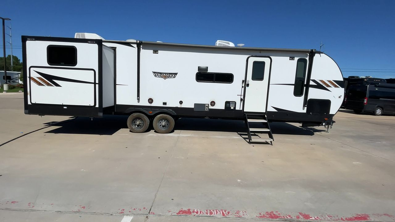 2023 FOREST RIVER WILDWOOD 31KQBTS