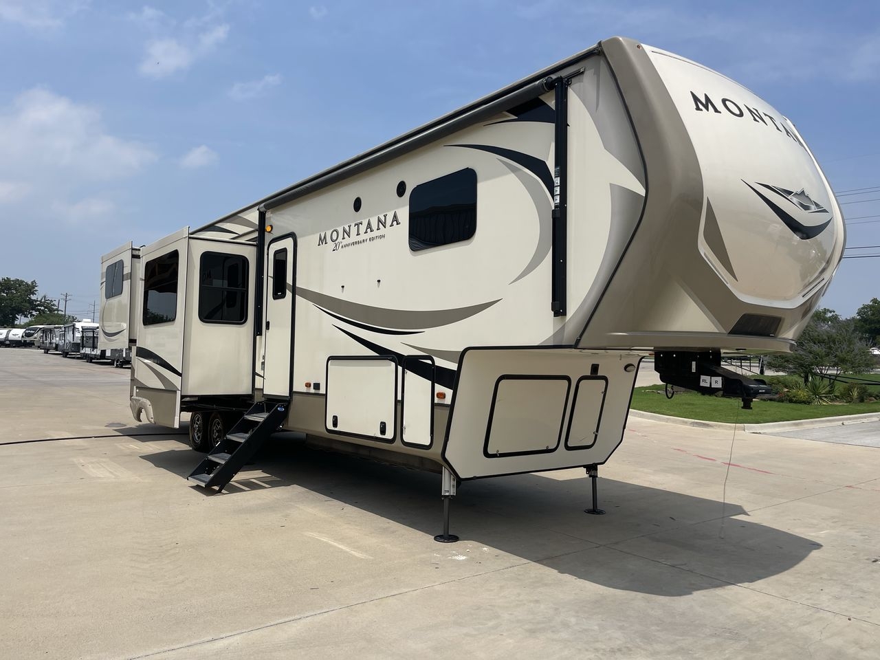 2019 KEYSTONE MONTANA 3791RD
