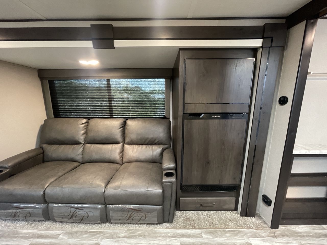 2022 GRAND DESIGN TRANSCENDXPLOR 265BH