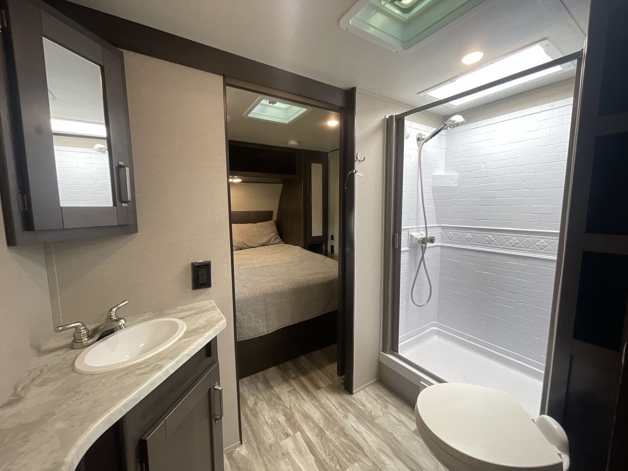 2022 GRAND DESIGN TRANSCENDXPLOR 265BH