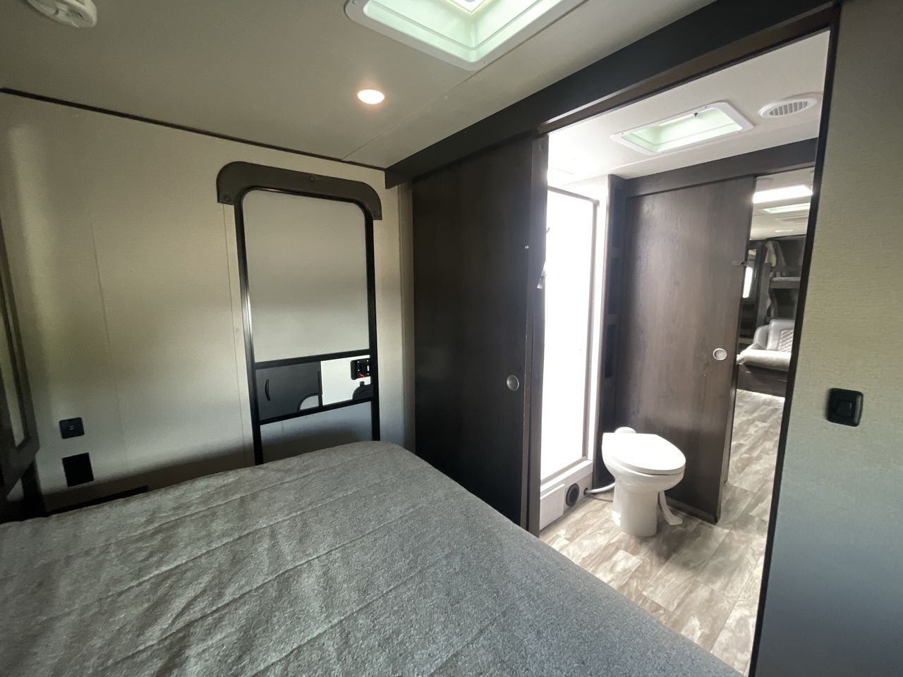 2022 GRAND DESIGN TRANSCENDXPLOR 265BH