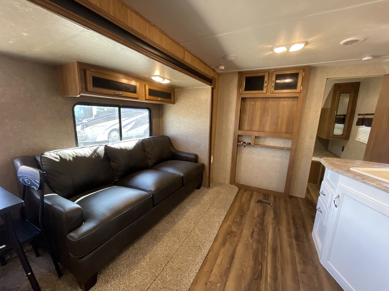 2016 CATALINA 321BHDSCK