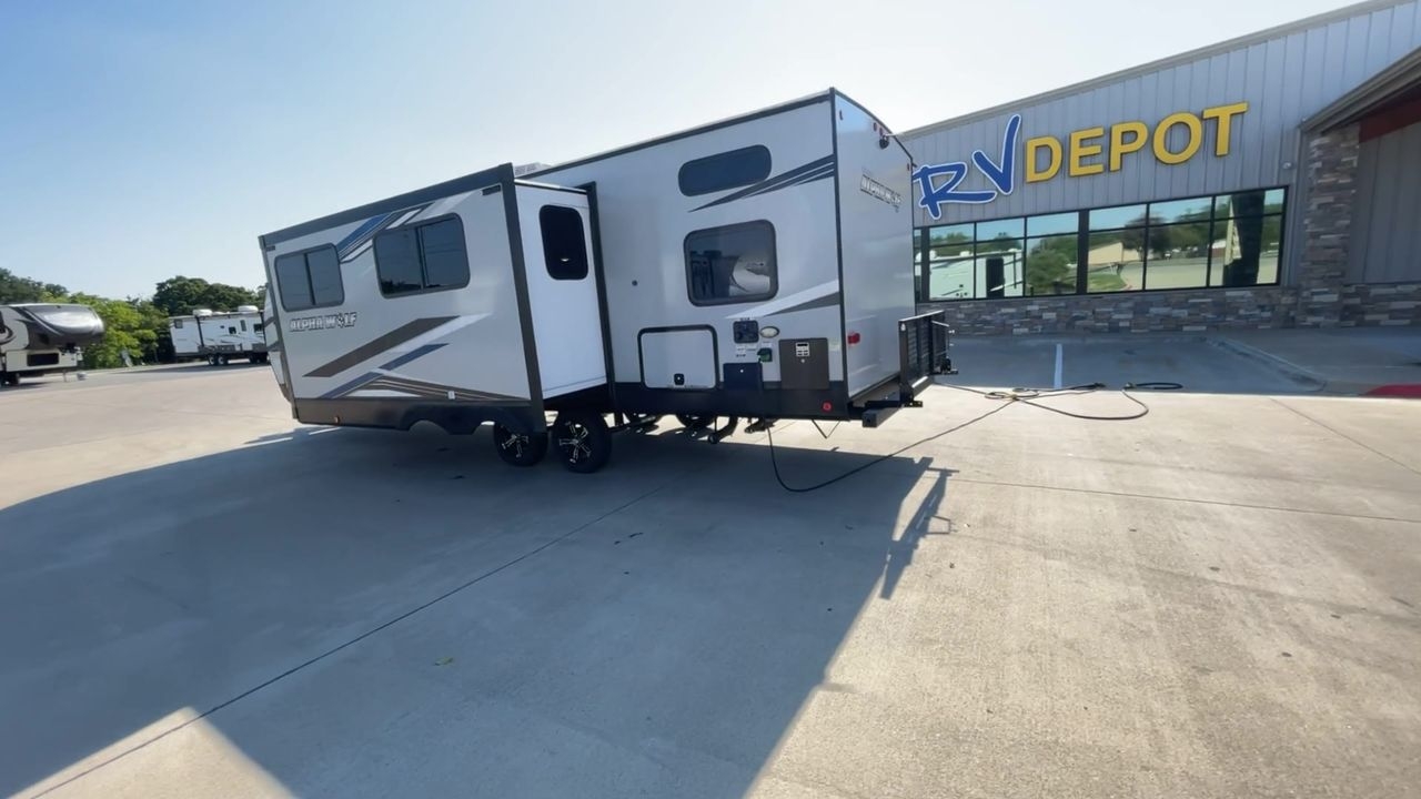 2022 FOREST RIVER ALPHA WOLF 26DBH-L