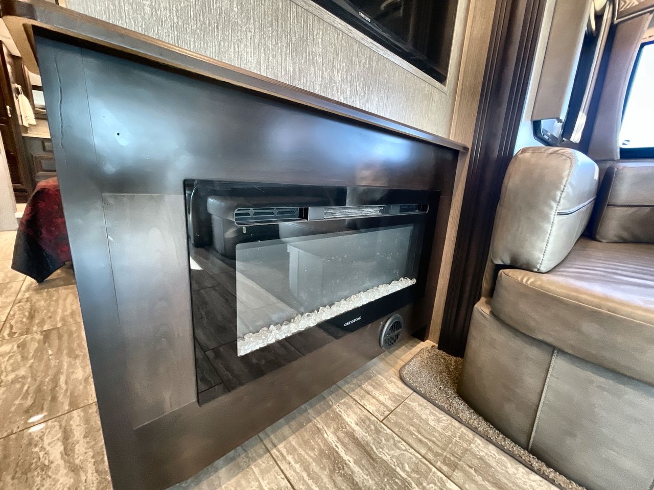 2018 FOREST RIVER BERKSHIRE 39A