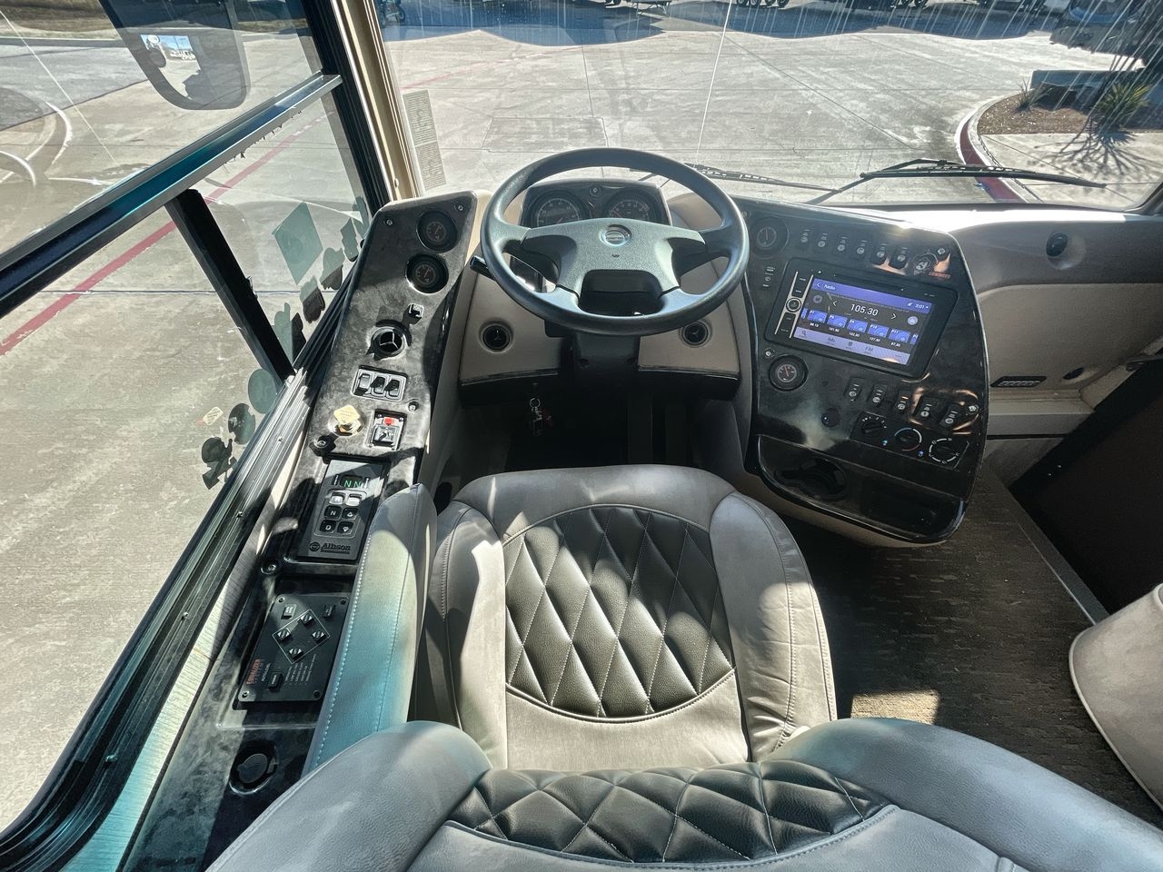 2018 FOREST RIVER BERKSHIRE 39A