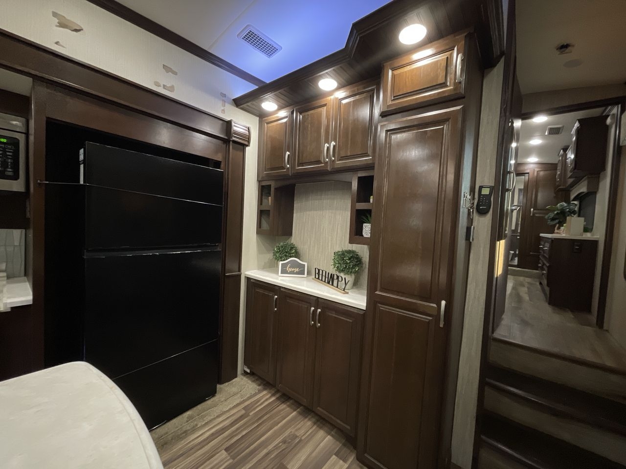 2018 FOREST RIVER CARDINAL 3950TZ