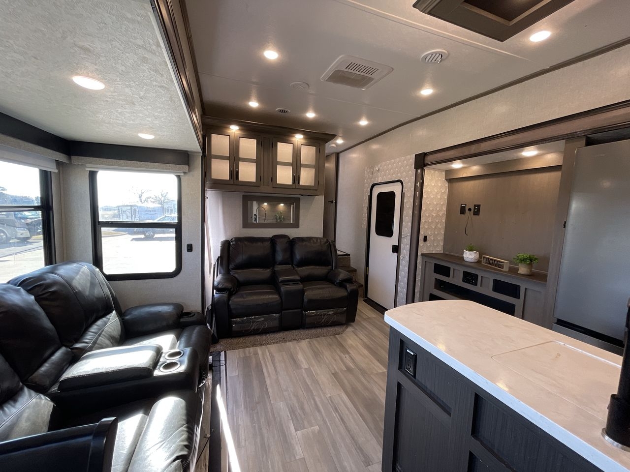 2022 FOREST RIVER CHAPARRAL 367BH