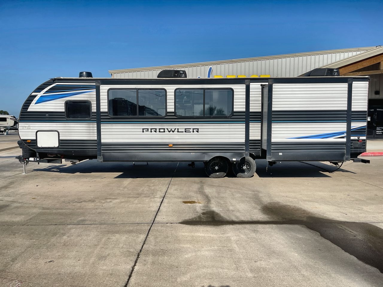 2022 HEARTLAND PROWLER 320BH