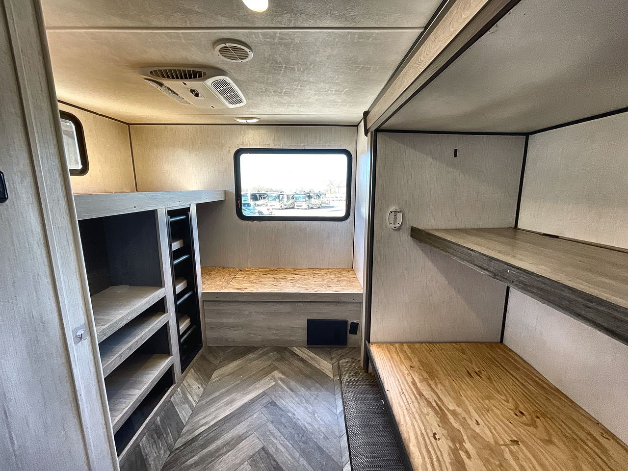 2022 HEARTLAND PROWLER 320BH