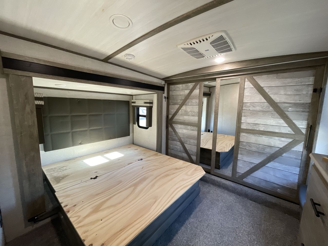 2020 FOREST RIVER HEMISPHERE 286RL