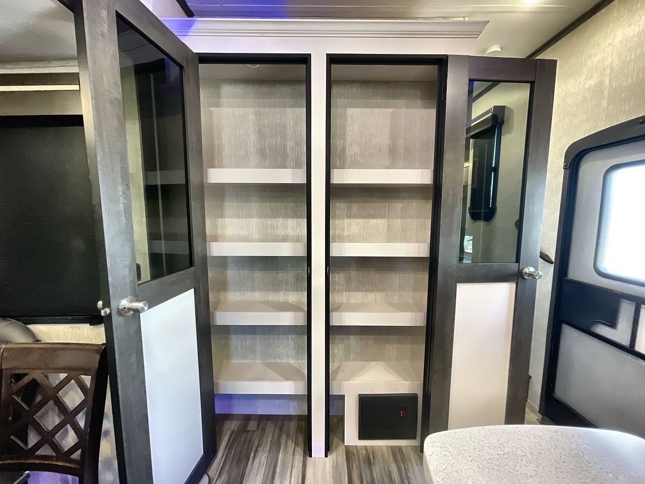 2022 CROSSROADS CRUISER 3851BL