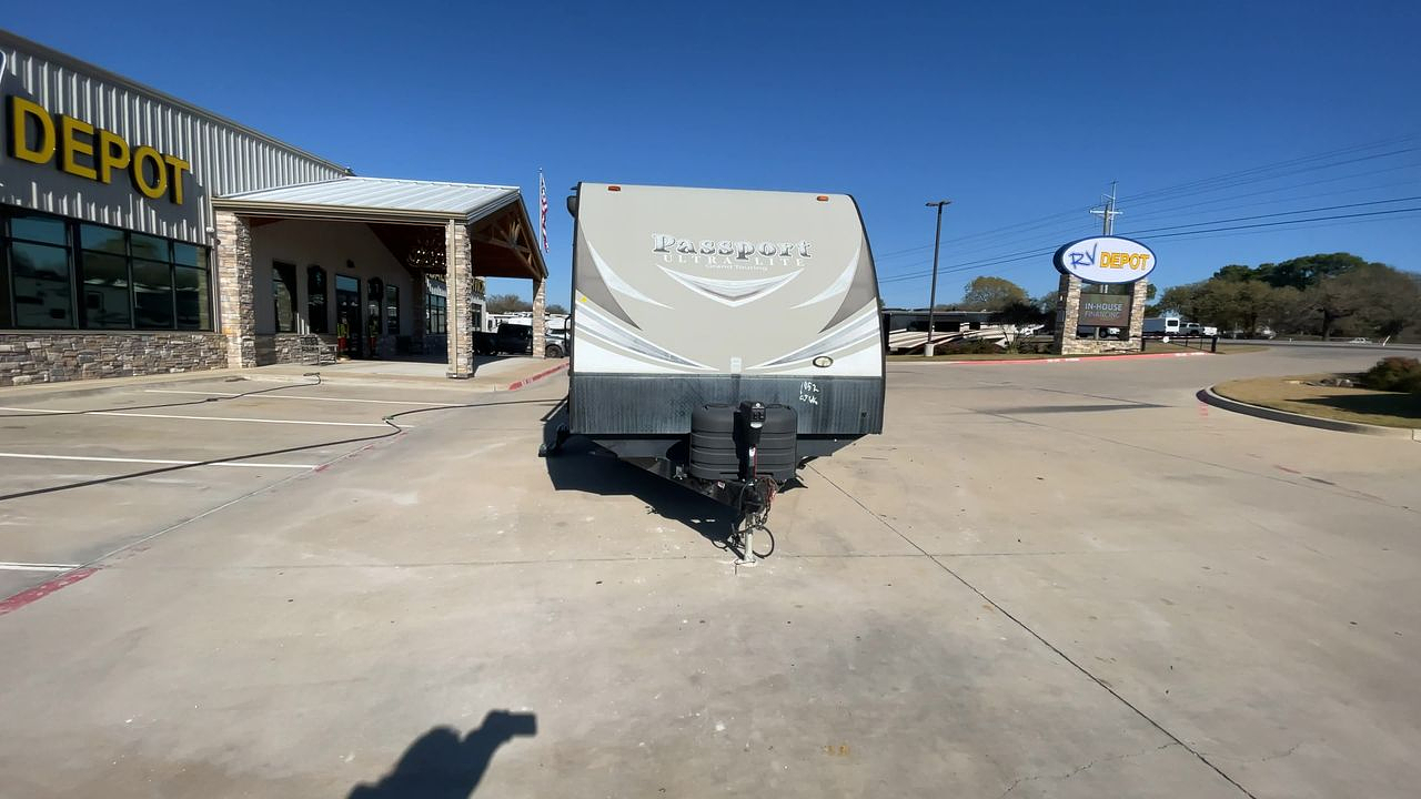 2017 KEYSTONE PASSPORT 3320BH