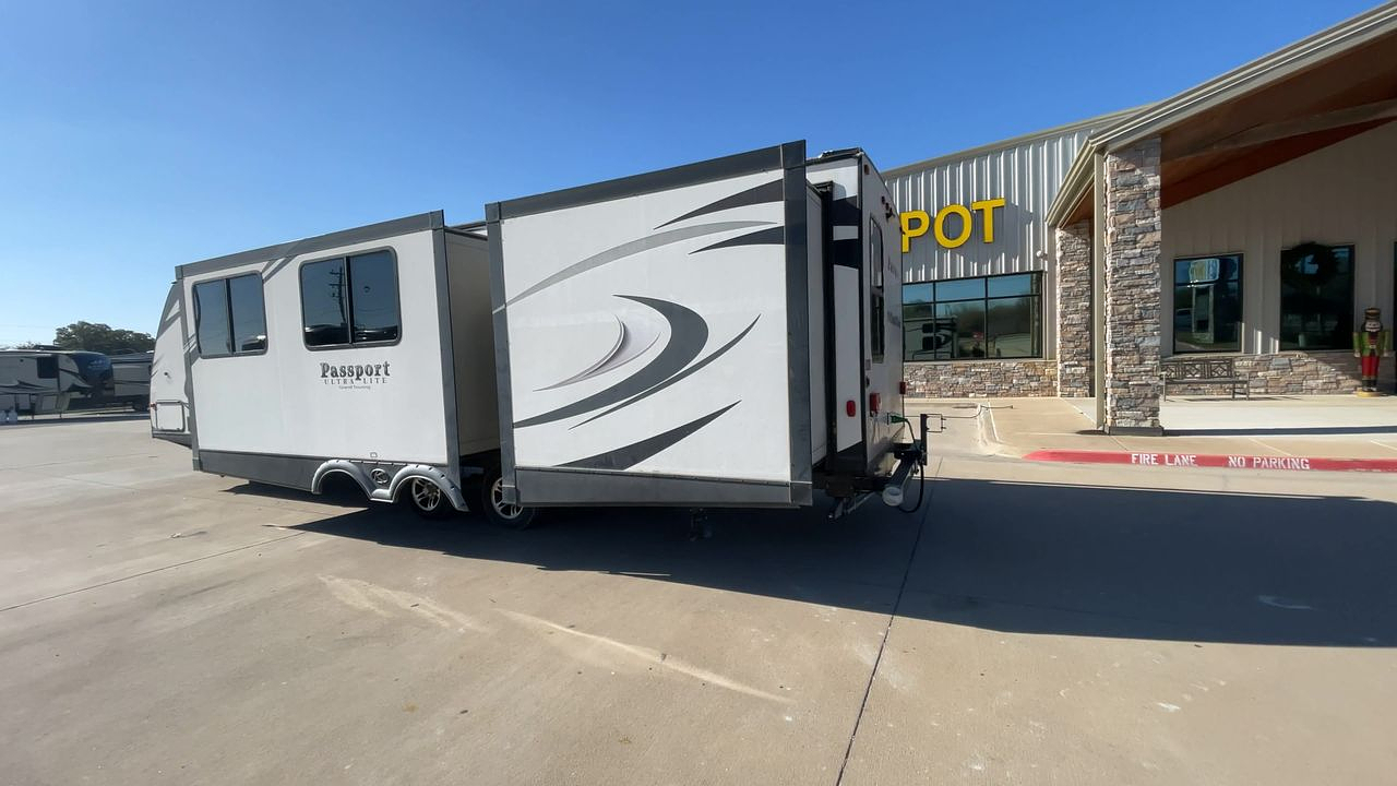 2017 KEYSTONE PASSPORT 3320BH