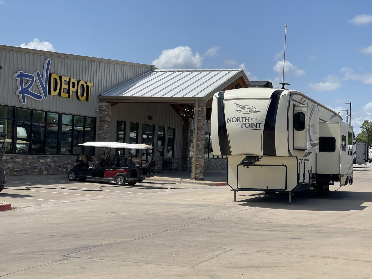 2017 JAYCO NORTH POINT 379DBFS