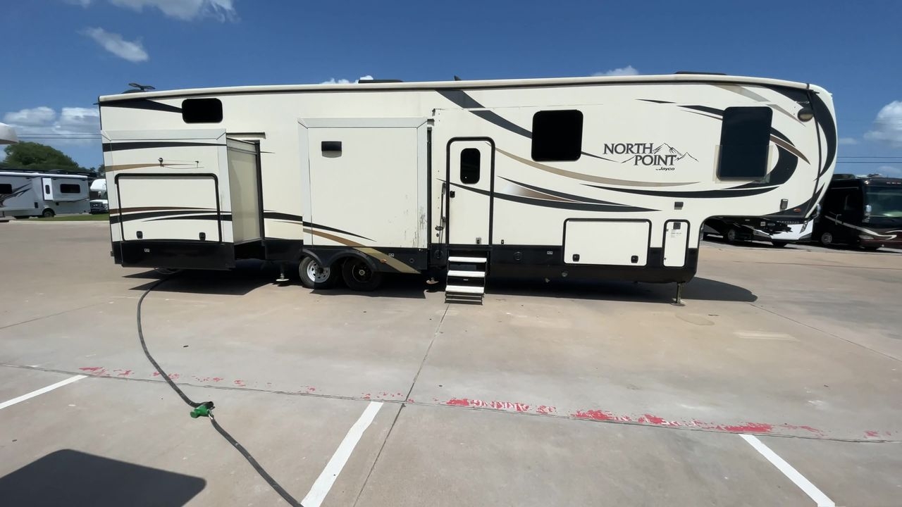 2017 JAYCO NORTH POINT 379DBFS