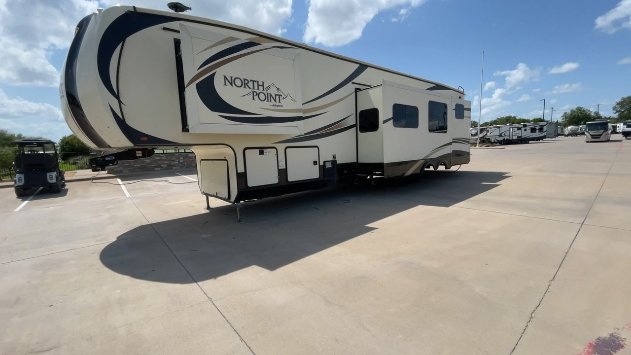 2017 JAYCO NORTH POINT 379DBFS