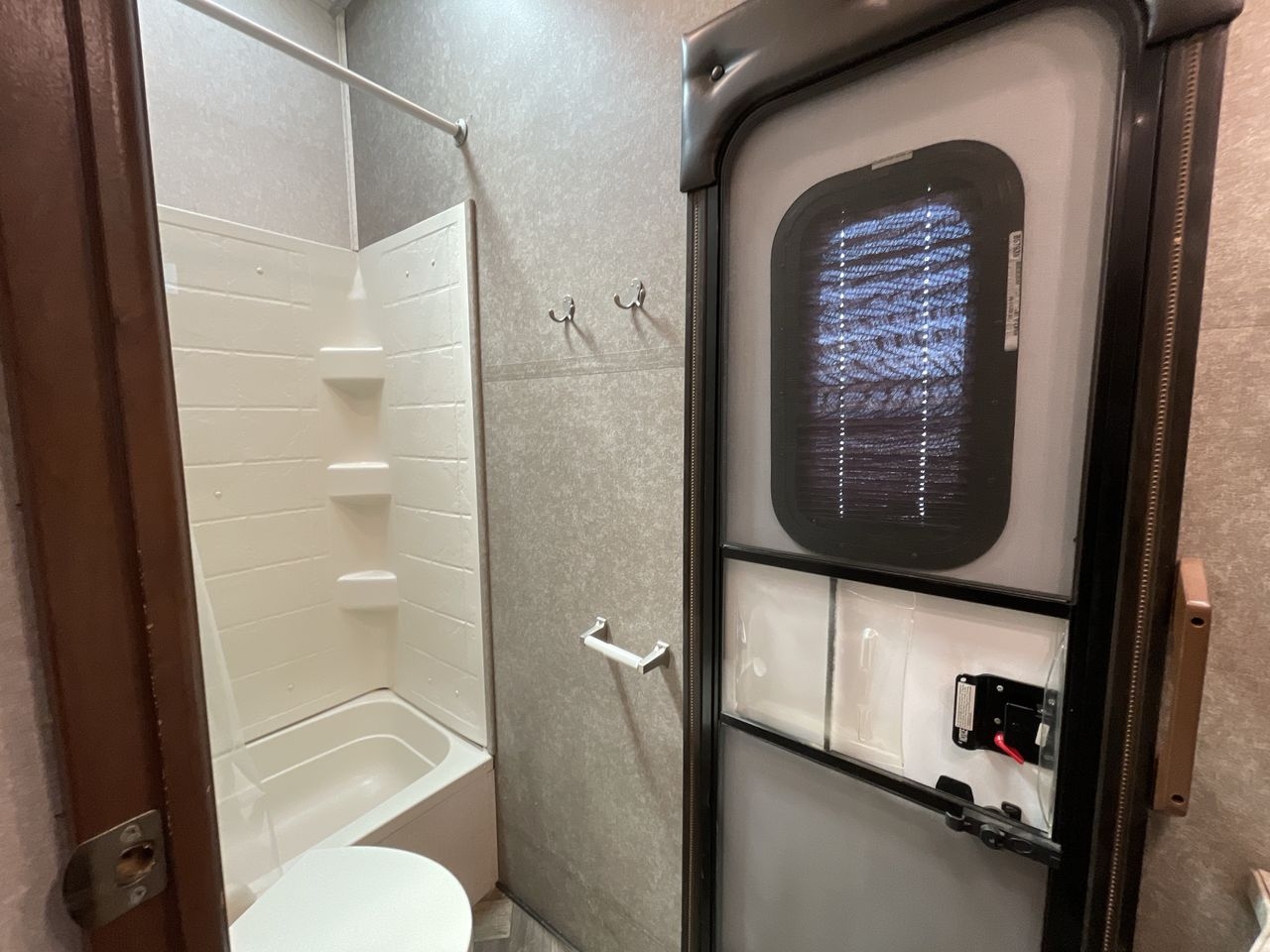 2017 JAYCO NORTH POINT 379DBFS