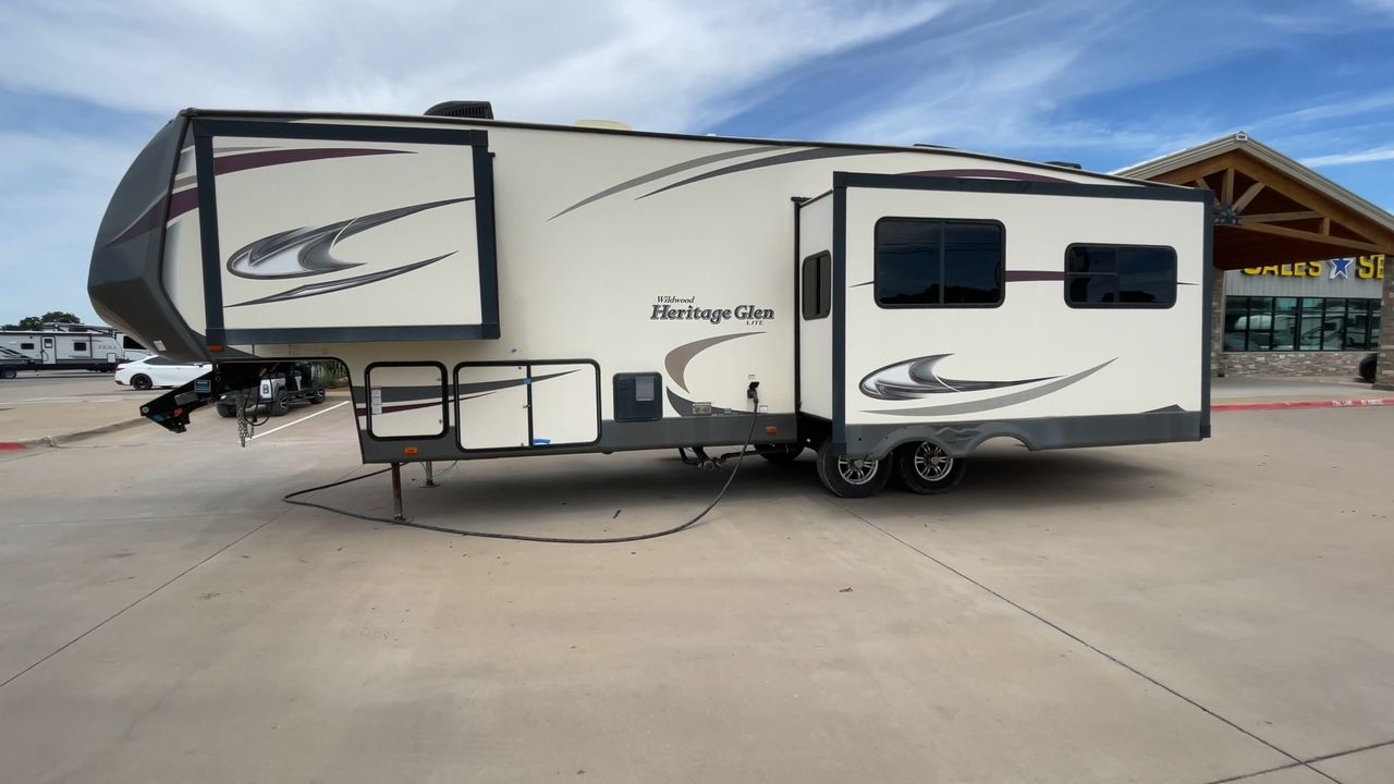 2016 FOREST RIVER HERITAGE GLEN 276RLI