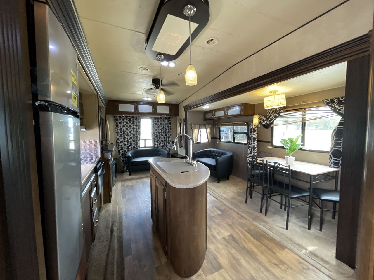 2016 FOREST RIVER HERITAGE GLEN 276RLI