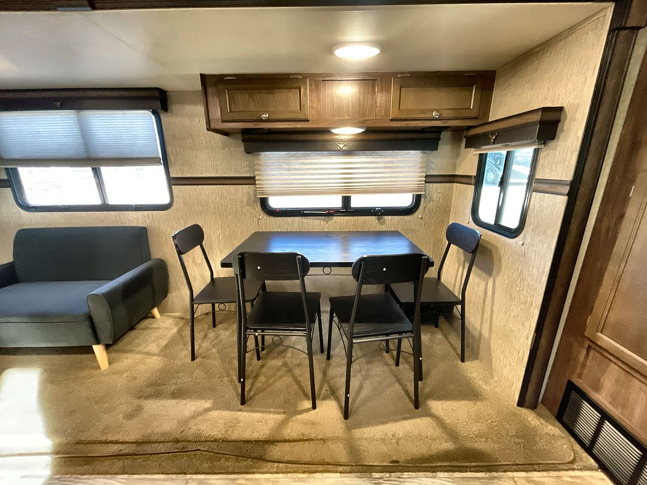 2015 FOREST RIVER SOLAIRE 269BHDSK