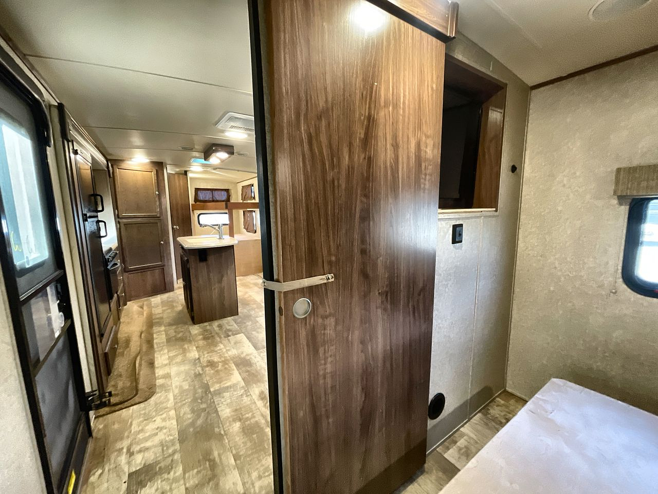 2015 FOREST RIVER SOLAIRE 269BHDSK