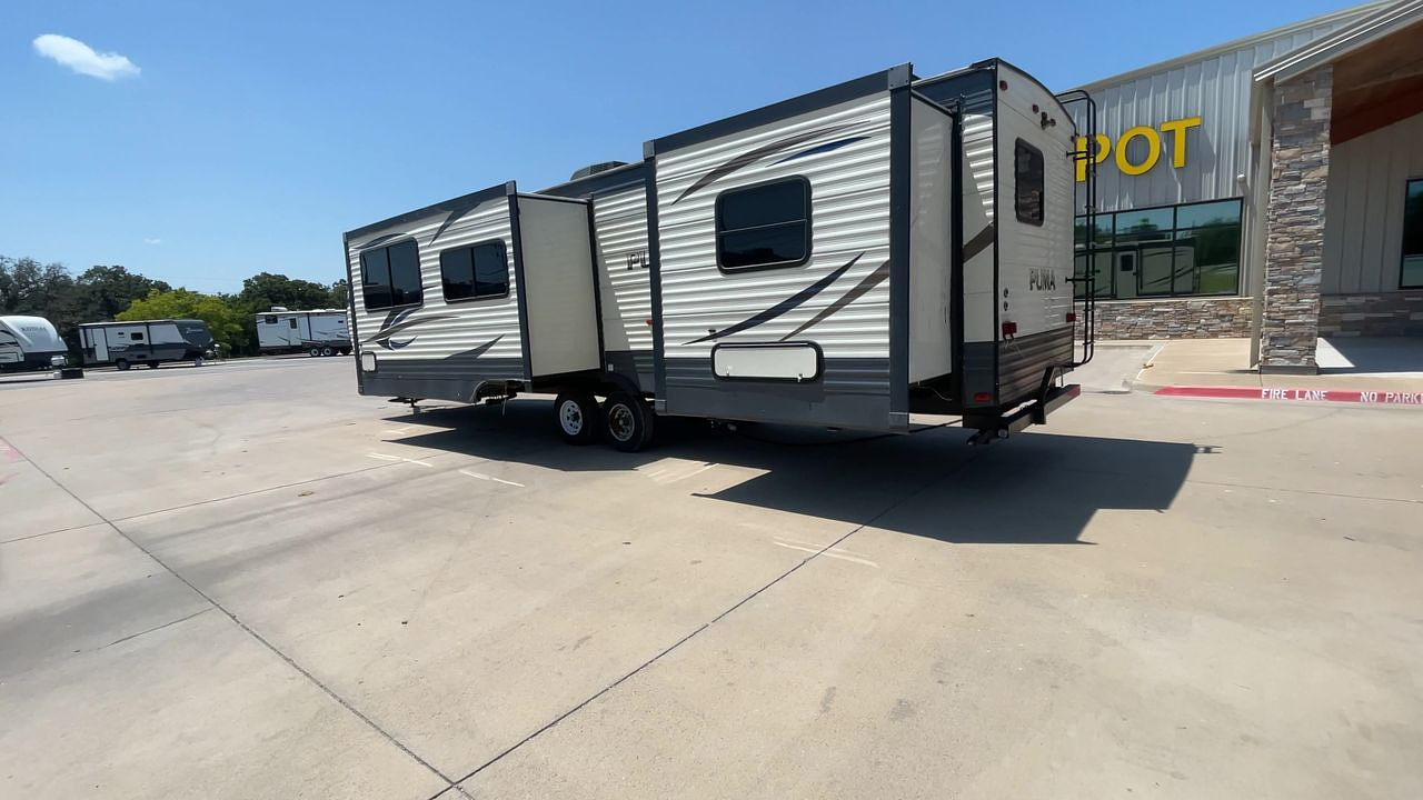2018 FOREST RIVER PUMA 32FBIS