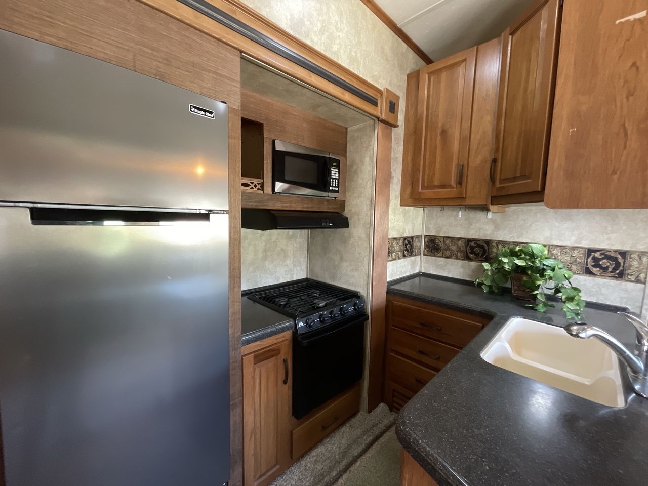 2012 KEYSTONE MONTANA