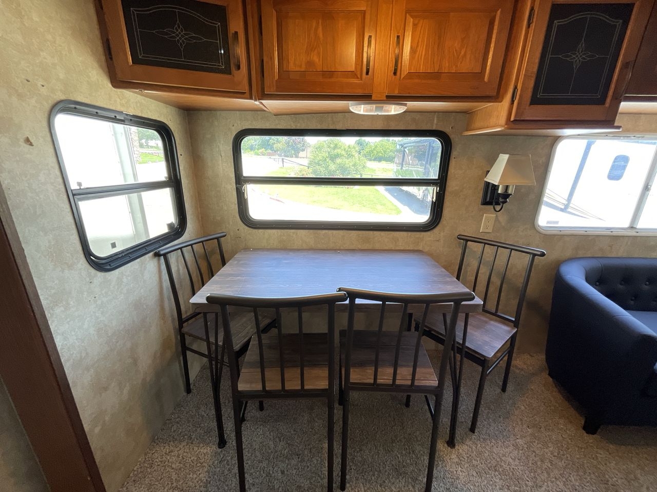 2012 KEYSTONE MONTANA