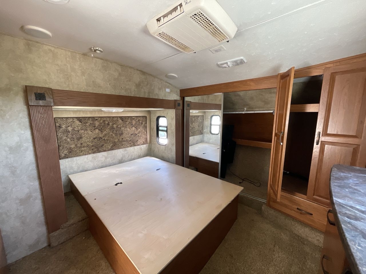 2012 KEYSTONE MONTANA