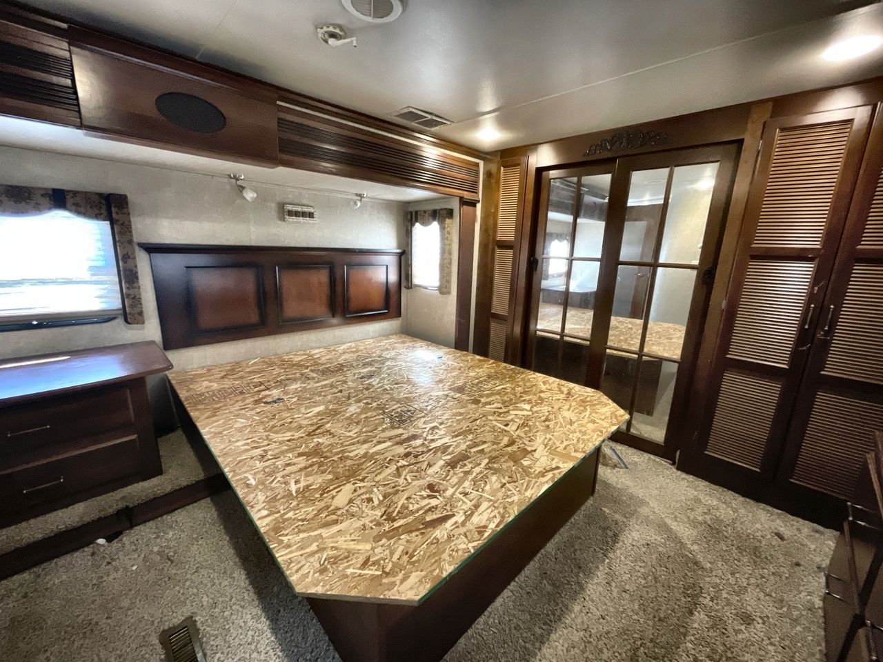 2015 KEYSTONE ALPINE 3535RE