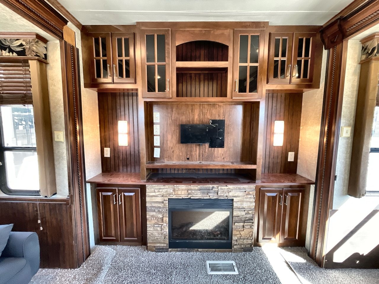 2015 KEYSTONE ALPINE 3535RE