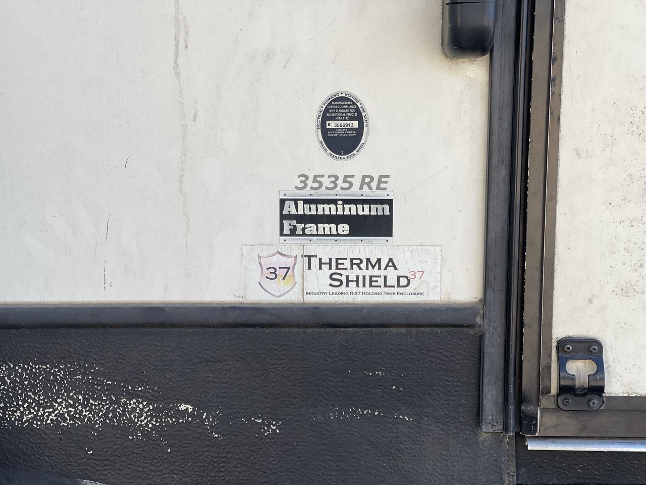 2015 KEYSTONE ALPINE 3535RE