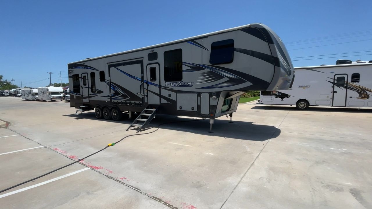 2017 KEYSTONE FUZION 420